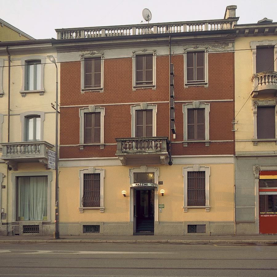 Hotel Mazzini Летояни Екстериор снимка